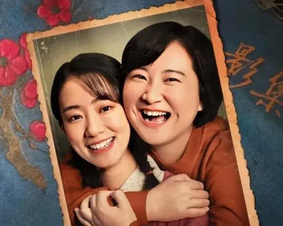 我在娱乐圈靠吃瓜爆红了,娱乐圈红人崛起记 第1张 我在娱乐圈靠吃瓜爆红了,娱乐圈红人崛起记 第1张